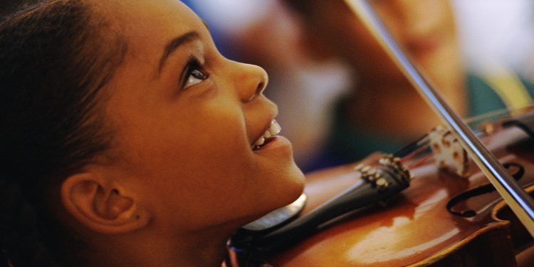 Finalists Named for $100,000 Grants from Impact 100