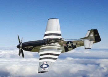 2nd Annual Airshow Entertains Thousands