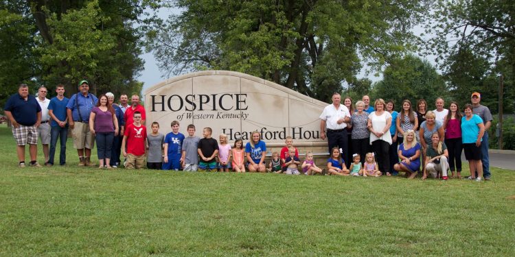 Heartford House Receives Contribution For Construction of Walking Trail