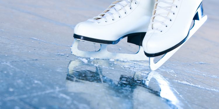 Edge Ice Center offering WeSKATE Learn-to-Skate Classes