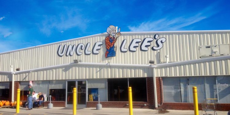 Uncle Lee’s in Greenville to Close