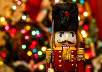 Eagle Family Performers Present “The Nutcracker”