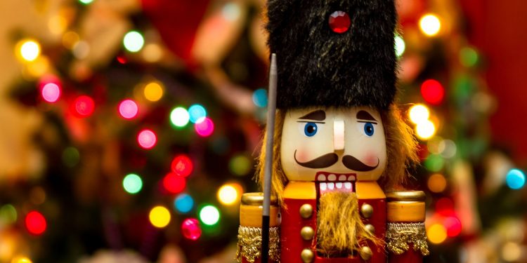 Eagle Family Performers Present “The Nutcracker”