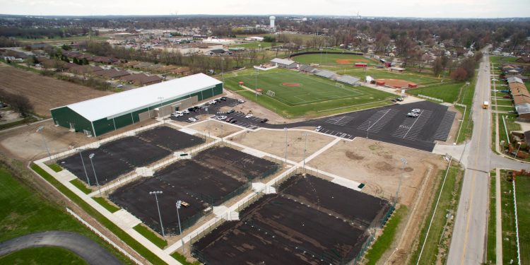 Centre Court Tennis Facility Ribbon Cutting