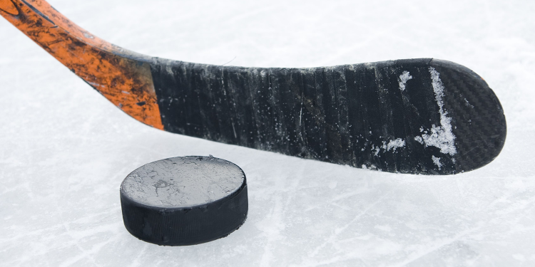 Try Hockey For Free at the Edge Ice Center