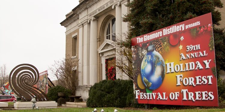 Holiday Forest Open for Viewing