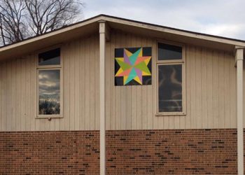 OIA and Gateway Students Partner to Make Puzzles For Puzzle Pieces