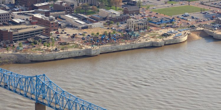 Live on the Banks Returns