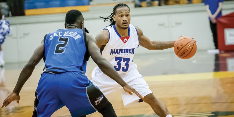 Mavericks Begin Divisional Playoffs