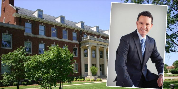 Maestro Nick Palmer Named Distinguished Conductor in Residence