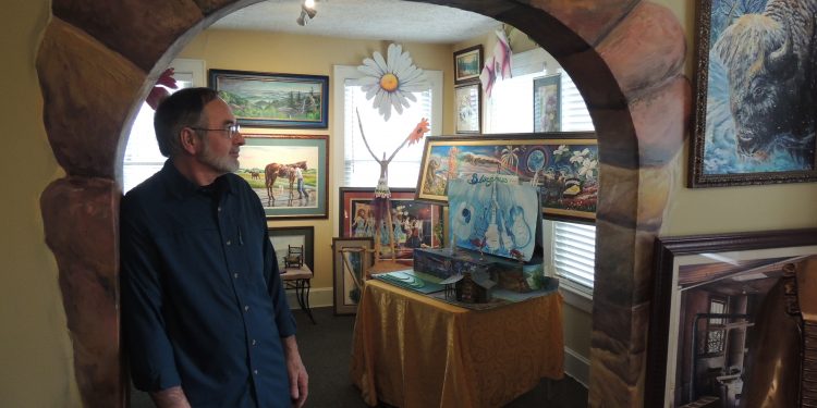 Rex Robinson’s Visual Art Center Opening March 3