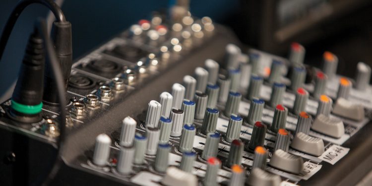 30 Years of Spreading Good News