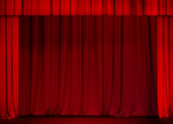 New Harmony Theatre Closes 2017 Season with ‘Souvenir’