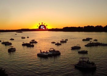 Friday After 5 Second ‘Ahoy on the Ohio’ Lighted Boat Parade