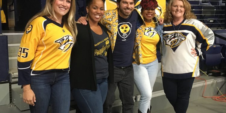 Owensboro Woman Finalist for Nashville Predators National Anthem Fan Contest