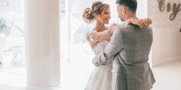 6 Things You Won’t Read in A Wedding Magazine (except this one)