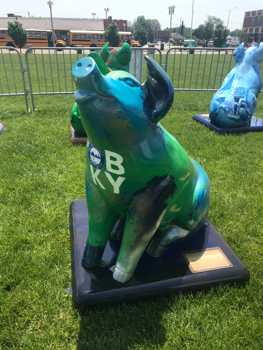 Oink for Owensboro Pigs Revealed at BBQ Fest Owensboro Living