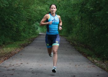 Shelly Hammons running